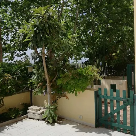 Alma House Holiday home Torre dell'Orso