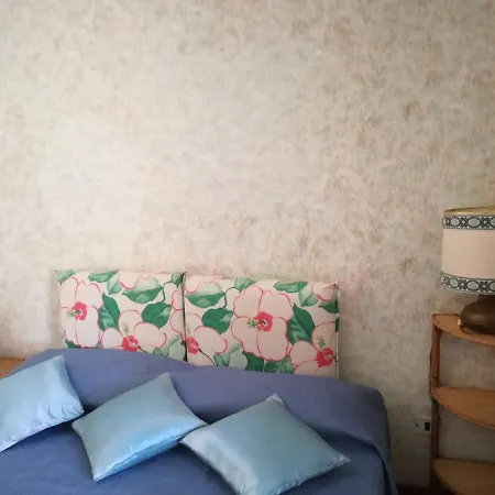 Holiday home Alma House *